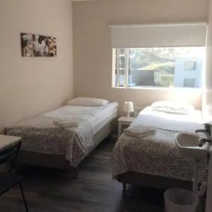 Við Hafið Guesthouse - 12