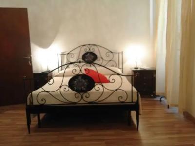 Rome Center Rooms - 2
