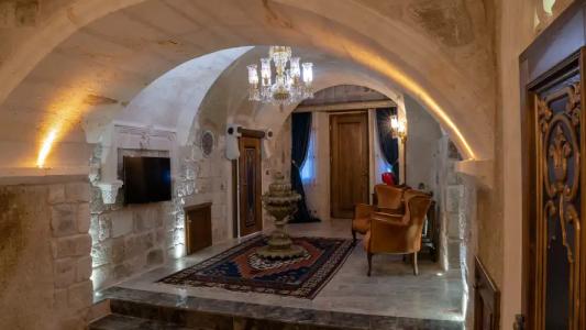 Elika Cave Suites & Spa - 1