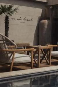 En Vie Beach Boutique - 1