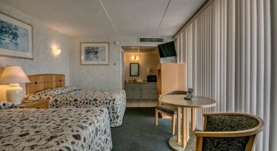 Admiral Resort Motel - 0