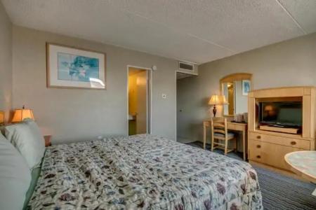 Admiral Resort Motel - 32