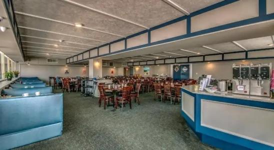 Admiral Resort Motel - 15