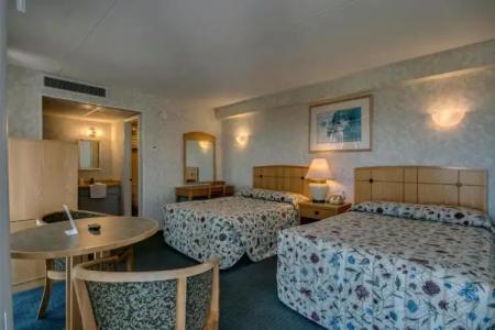 Admiral Resort Motel - 29