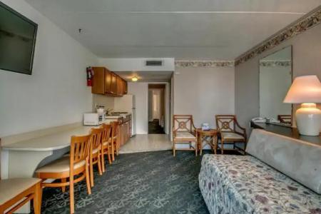 Admiral Resort Motel - 88