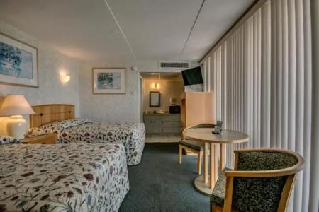 Admiral Resort Motel - 24