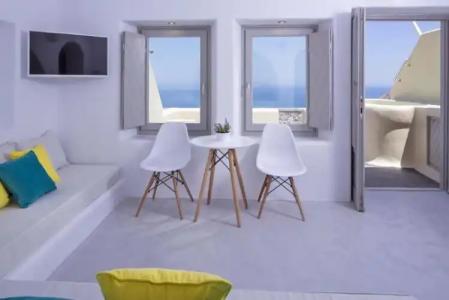 Skyfall Suites - Adults Only - 46