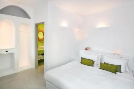 Skyfall Suites - Adults Only - 101