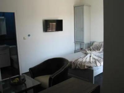 Guest House Dena - 110