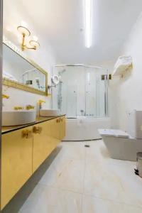 Fiscardonna Luxury Suites - 24