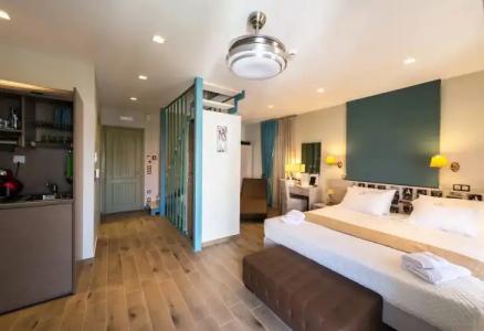 Fiscardonna Luxury Suites - 36