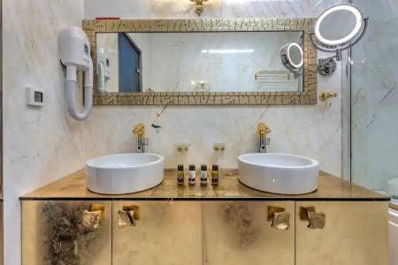 Fiscardonna Luxury Suites - 20