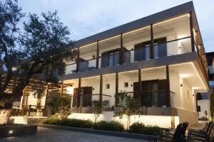 Ayia Marina Suites, Ouranoupoli