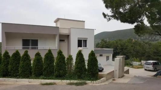 Belvedere Apartments - 94