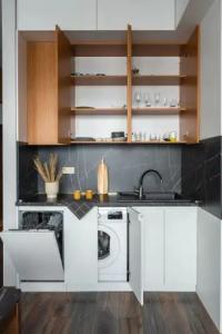 Sweet Home Deluxe Apart-hotel - 172