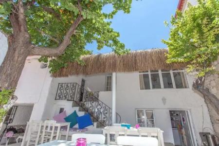 Alacati Alanur Otel - 12