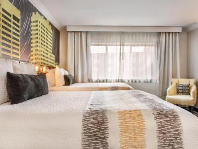 Best Western Plus Milwaukee West - 50