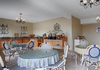 Carmel Bay View Inn - 22