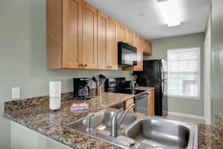 Coconut Mallory Resort And Marina By Kees Vacations - 68