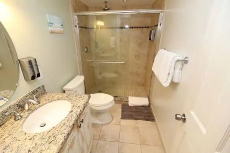 Coconut Mallory Resort And Marina By Kees Vacations - 38