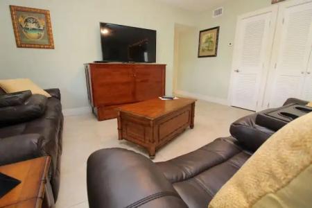 Coconut Mallory Resort And Marina By Kees Vacations - 18