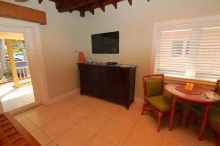 Coconut Mallory Resort And Marina By Kees Vacations - 98