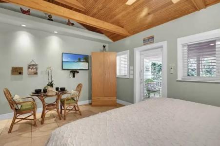 Coconut Mallory Resort And Marina By Kees Vacations - 186