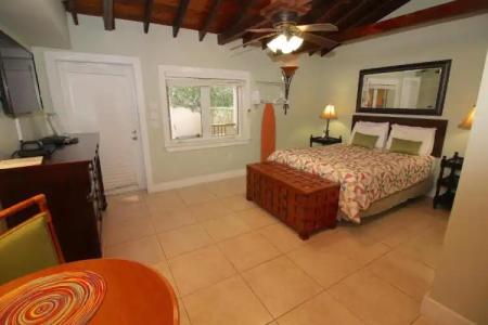 Coconut Mallory Resort And Marina By Kees Vacations - 157