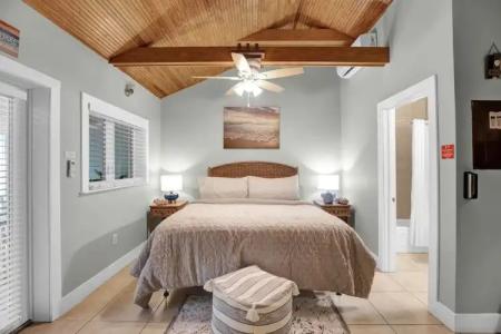 Coconut Mallory Resort And Marina By Kees Vacations - 169