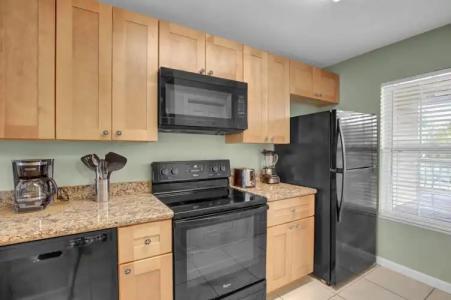 Coconut Mallory Resort And Marina By Kees Vacations - 91