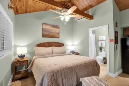 Coconut Mallory Resort And Marina By Kees Vacations - 171