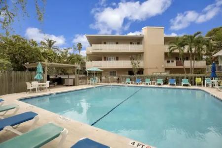 Coconut Mallory Resort And Marina By Kees Vacations - 33