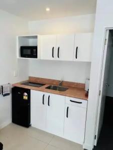 Bush Inn Court Motel - 57