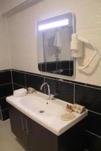 Lena Central Flats - 41