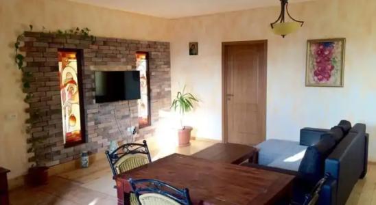 Family Mini-Martirosyan's and Tours - 1