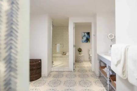 Loews Sapphire Falls Resort at Universal - 5