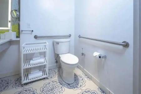 Loews Sapphire Falls Resort at Universal - 40