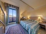 Standard Quadruple room with lake view