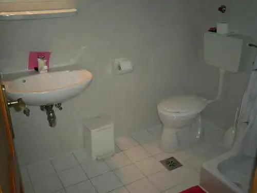 House Black - 11