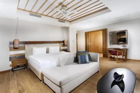 Regnum Escana Boutique - 33