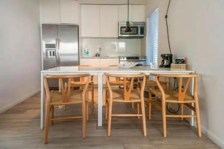 Beach Haus Key Biscayne Contemporary Apartments - 27