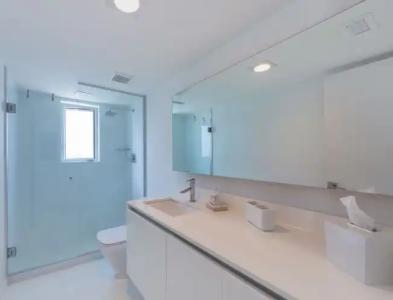 Beach Haus Key Biscayne Contemporary Apartments - 19