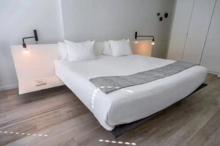 Beach Haus Key Biscayne Contemporary Apartments - 20