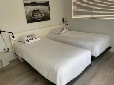 Beach Haus Key Biscayne Contemporary Apartments - 87