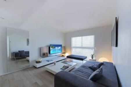 Beach Haus Key Biscayne Contemporary Apartments - 22