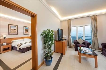 Ramada by Wyndham Qurum Beach - 47