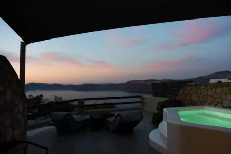 Black Diamond Suites - Adults Only - 46