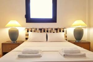 Bungalow White Apartments and Suites, Pefkohori