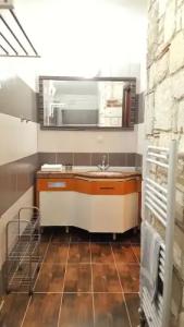 Bungalow White Apartments and Suites - 192