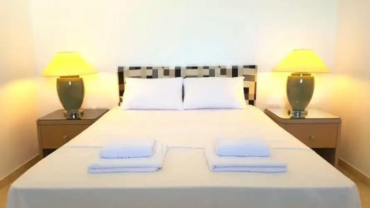 Bungalow White Apartments and Suites - 100